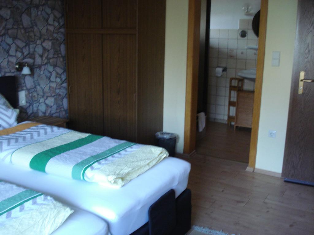 Claudias Wohlfuhlpension Willingen  Kamer foto